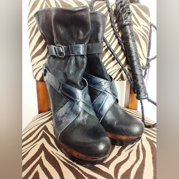 DOMINATRIX STARTER KIT - Picture 1 of 15